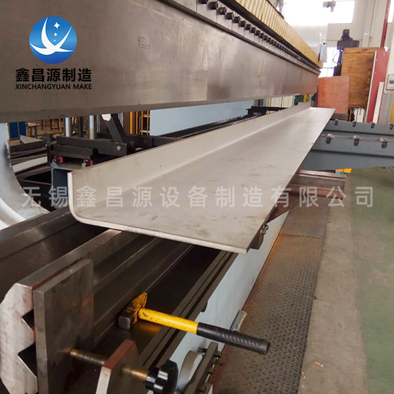 1590996041152557.jpg 厚板折彎4.jpg